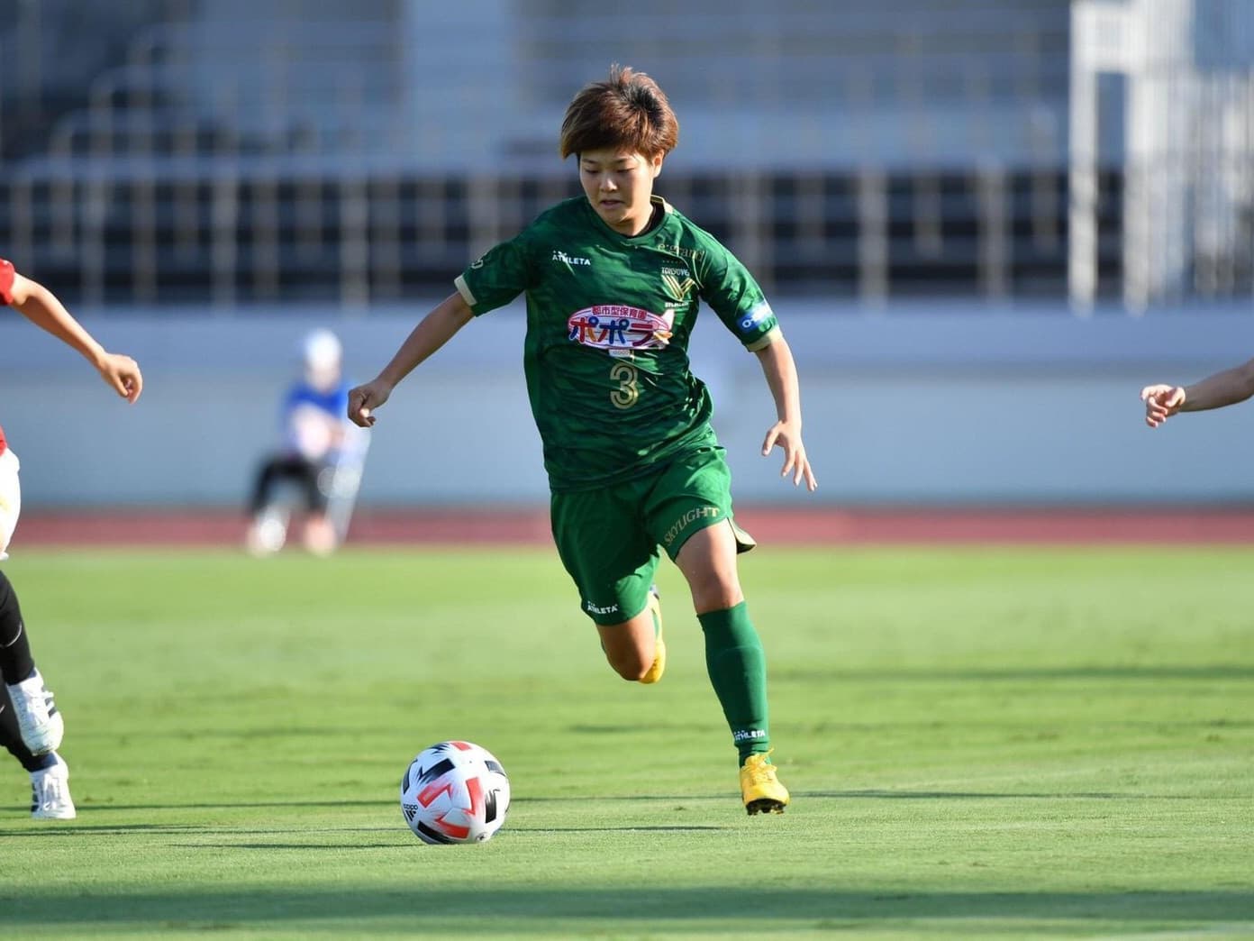 村松智子選手（サッカー）